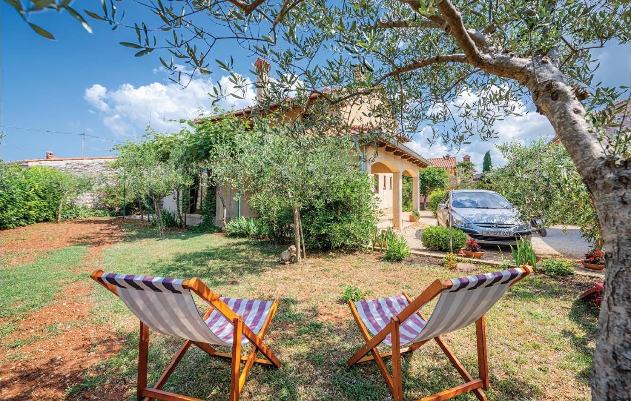Stunning Apartment In Rovinj With Kitchen 외부 사진