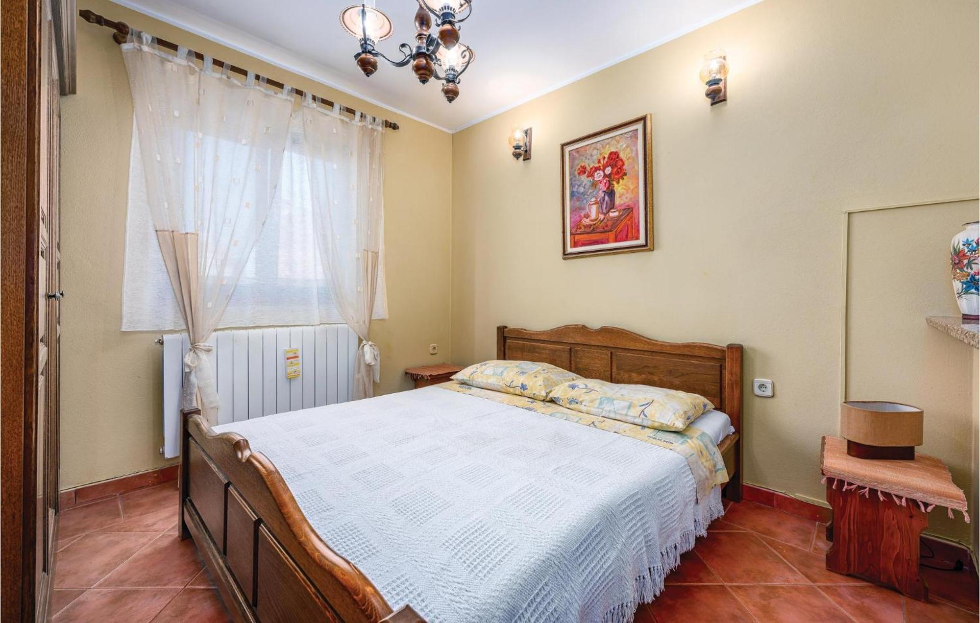Stunning Apartment In Rovinj With Kitchen 외부 사진