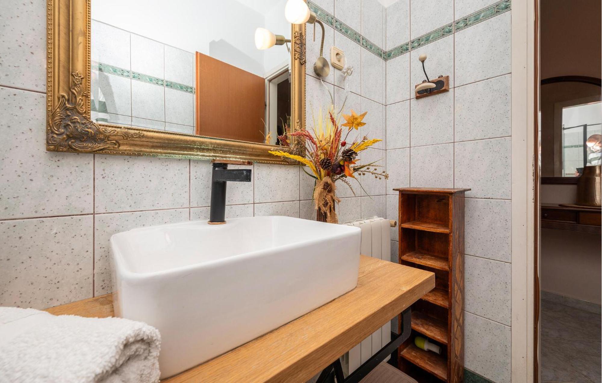 Stunning Apartment In Rovinj With Kitchen 외부 사진