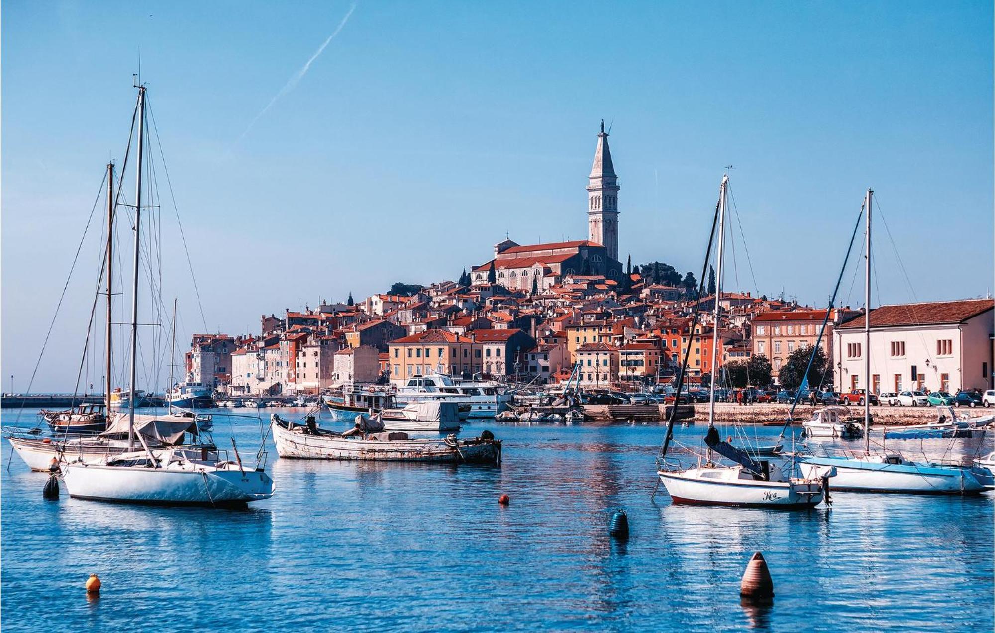Stunning Apartment In Rovinj With Kitchen 외부 사진